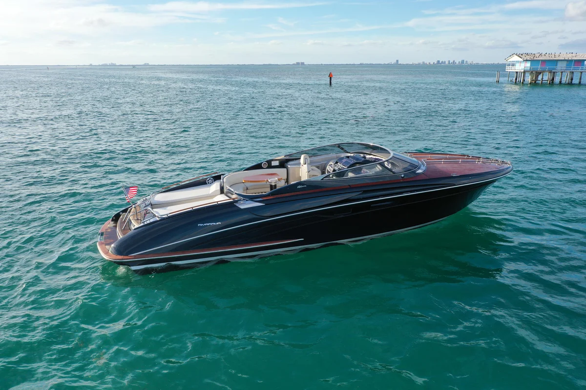 Riva | 2012 photo