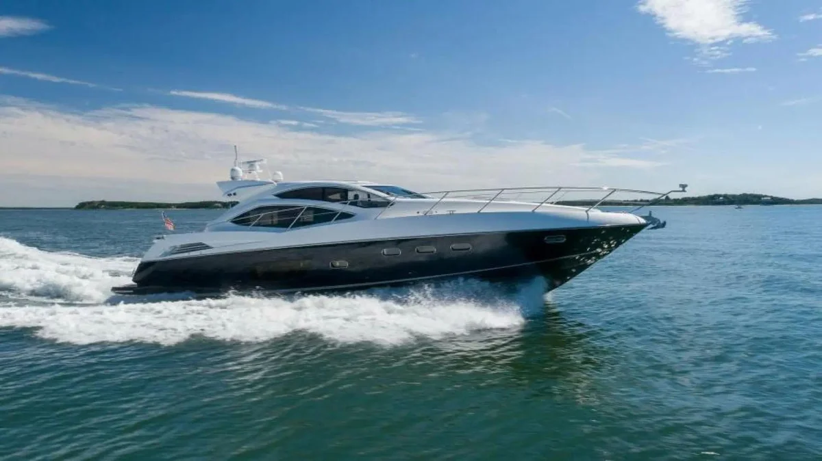 Sunseeker | 2010 photo
