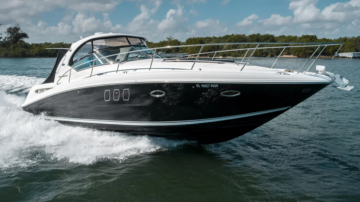 380 Sundancer'Sea Ray2008 photo