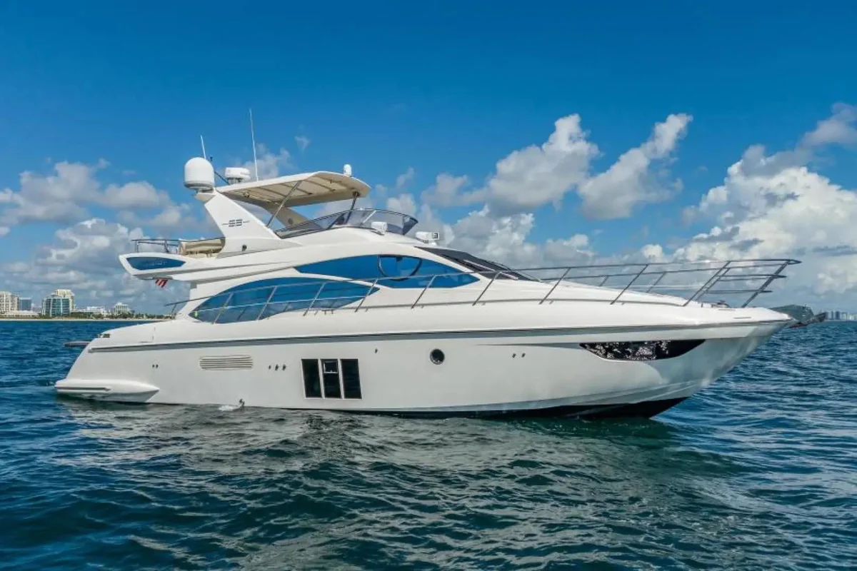 Azimut | 2011 photo