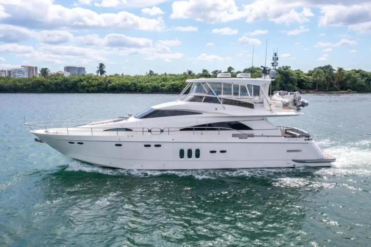 Fairline | 2007 photo