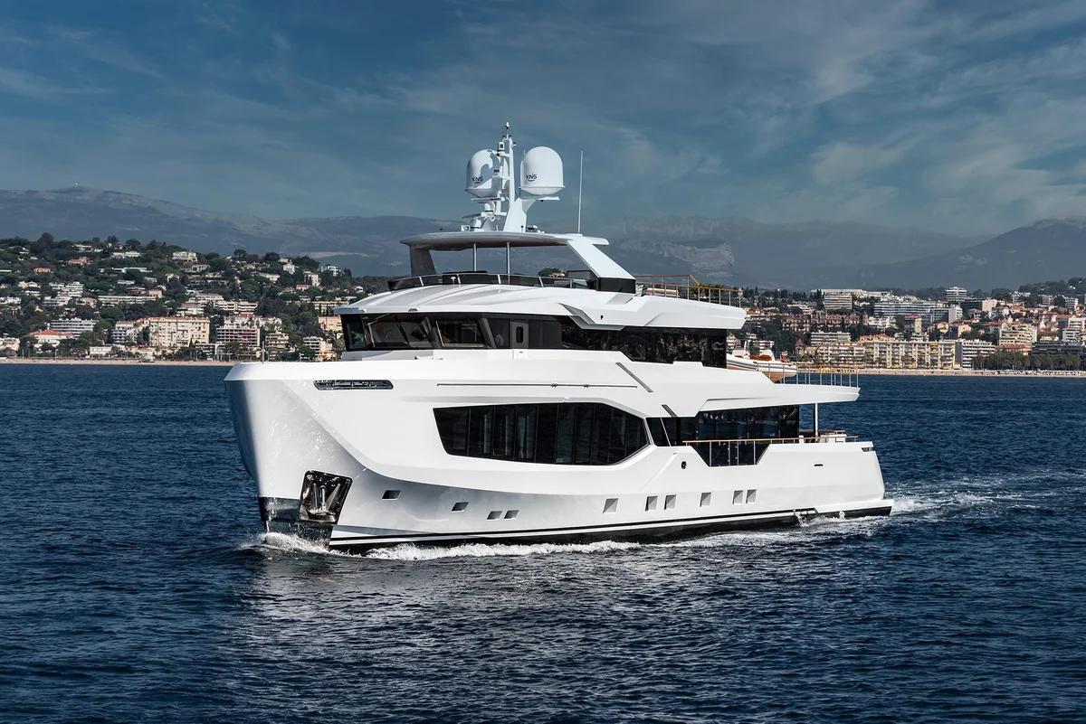 37XP Hull #6 - 2024 Delivery photo