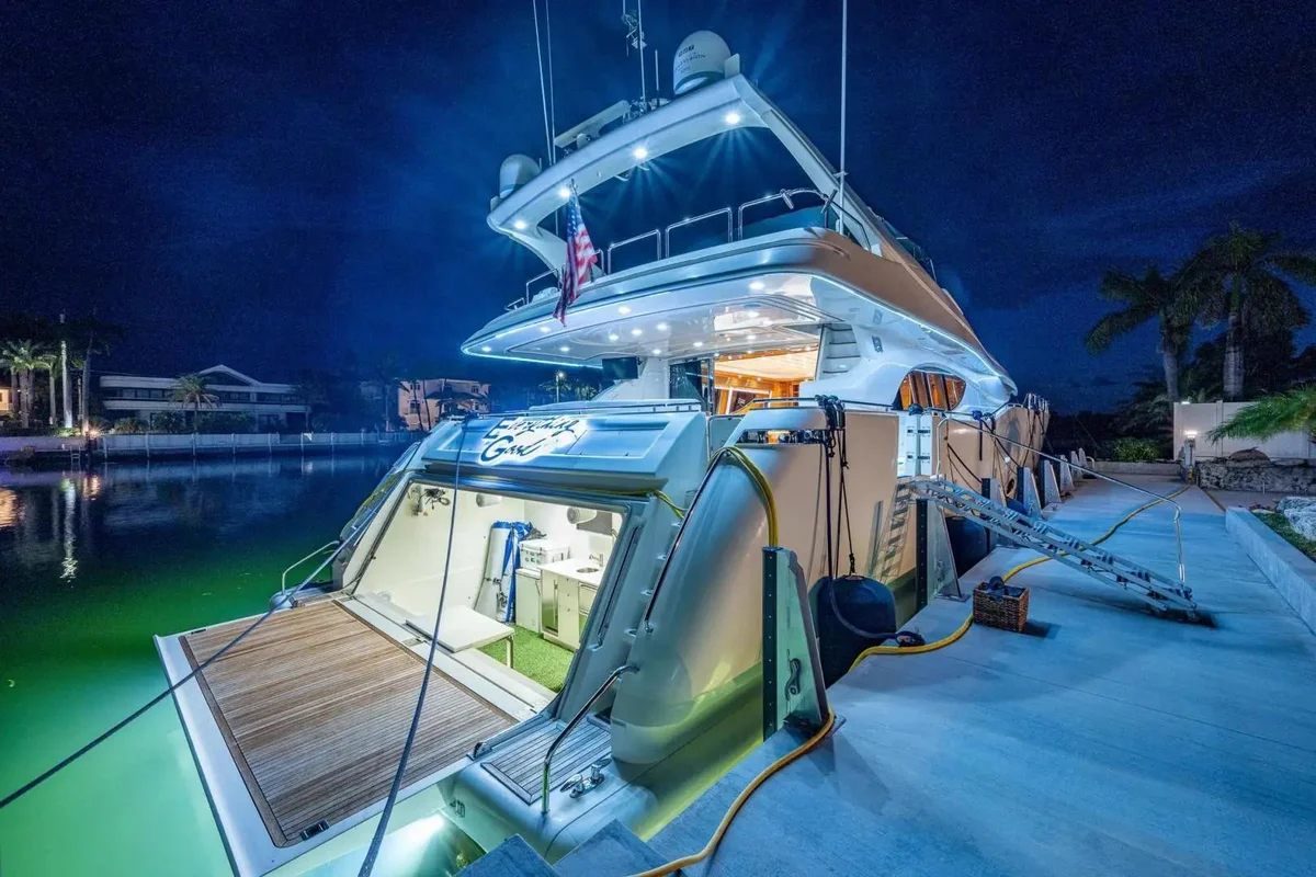 Ferretti | 2003 photo