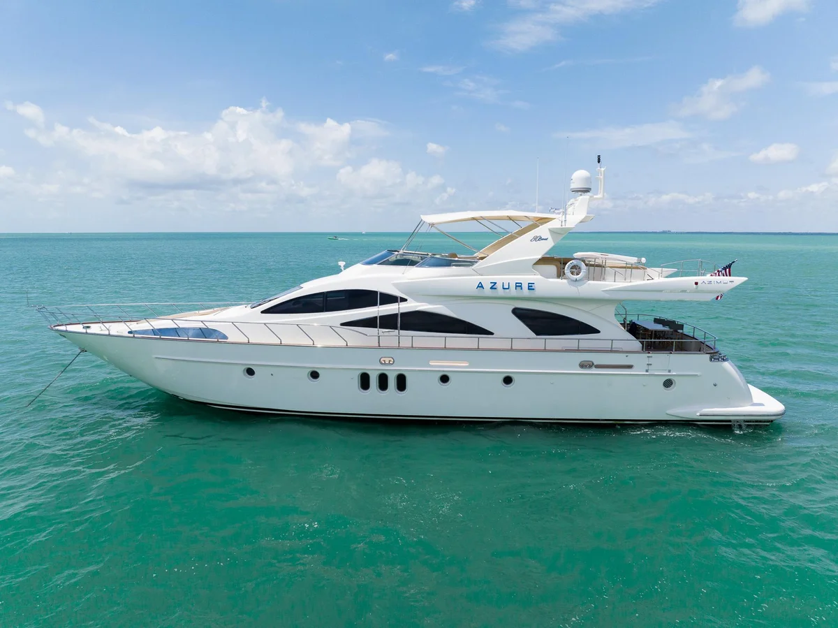 Azimut | 2004 photo